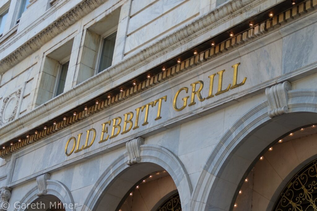 Manger à côté de la Maison Blanche